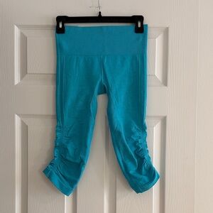 Lululemon Athletica Turquoise Capris